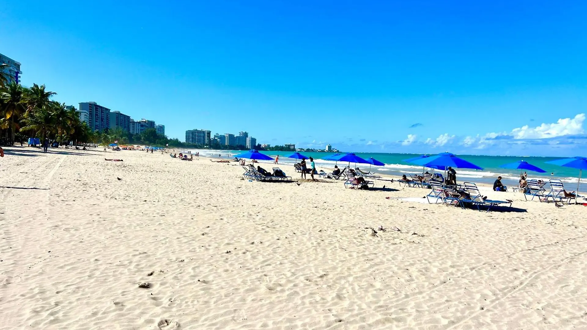 Hobie Beachfront Apartment Isla Verde San Juan